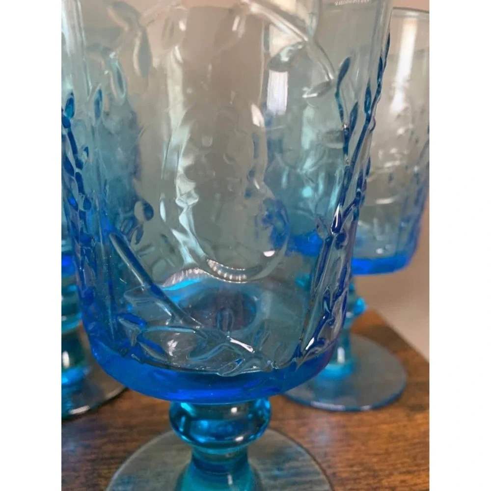 Set of 4 Vintage blue butterfly/dragonfly glass goblets
